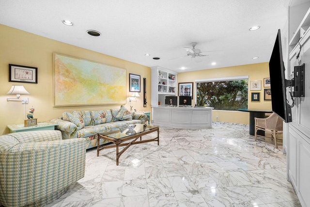 4705 Tree Fern Drive, Delray Beach, FL 33445