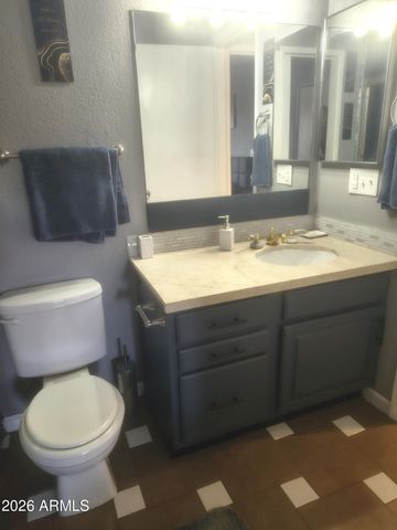 317 S Stapley Drive 101, Mesa, AZ 85204