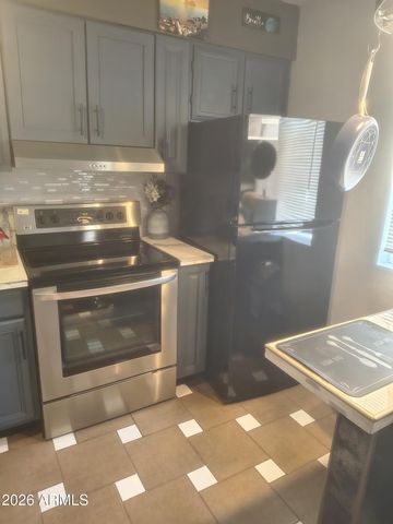 317 S Stapley Drive 101, Mesa, AZ 85204