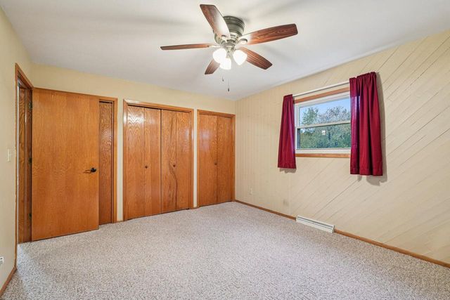 N7427 Hillendale PARKWAY, Beaver Dam, WI 53916