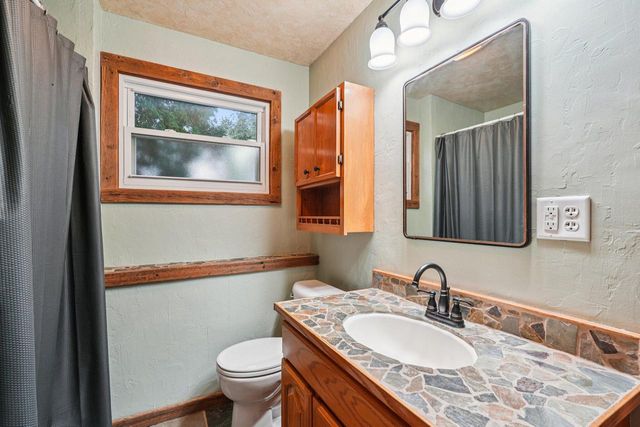 N7427 Hillendale PARKWAY, Beaver Dam, WI 53916