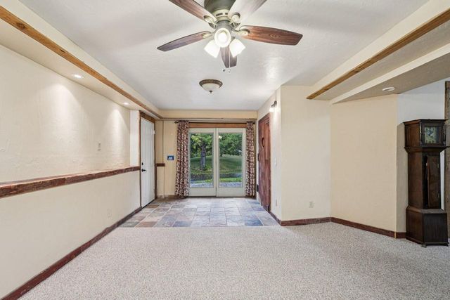 N7427 Hillendale PARKWAY, Beaver Dam, WI 53916