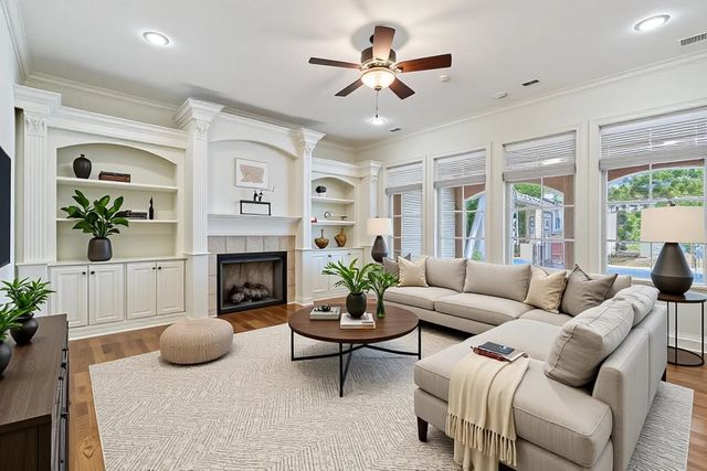 4111 SIR THOPAS DR, Southaven, MS 38672