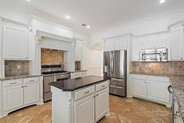 4111 SIR THOPAS DR, Southaven, MS 38672