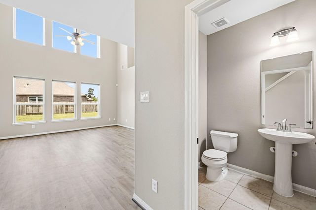22818 Sylvanus Drive, Hockley, TX 77447