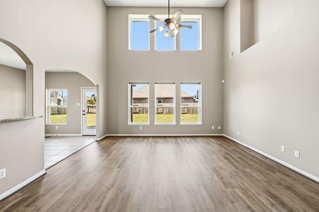 22818 Sylvanus Drive, Hockley, TX 77447