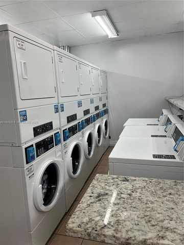 850 N Miami Ave W-1806, Miami, FL 33136