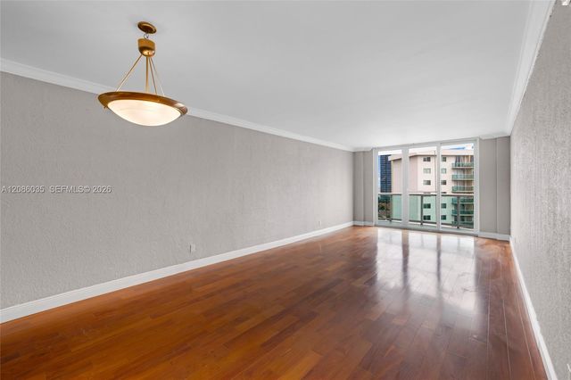 19390 Collins Avenue 1520, Sunny Isles Beach, FL 33160