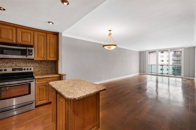 19390 Collins Avenue 1520, Sunny Isles Beach, FL 33160