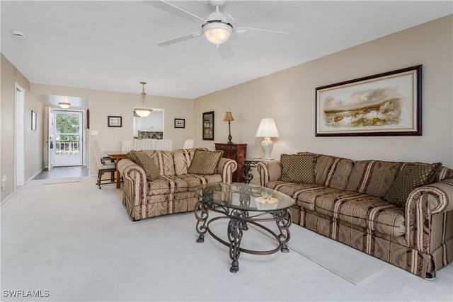 5515 Rattlesnake Hamm RD 205, Naples, FL 34113