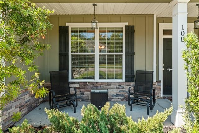 108 Clover Pointe Circle, Guyton, GA 31312