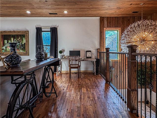 510 E Madison Avenue, Berryville, AR 72616