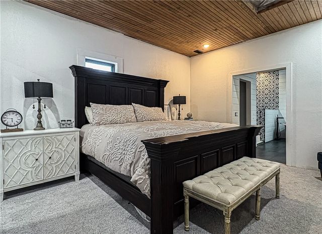 510 E Madison Avenue, Berryville, AR 72616