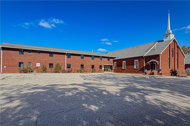 510 E Madison Avenue, Berryville, AR 72616