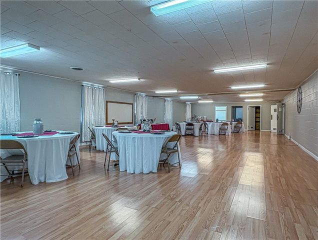 510 E Madison Avenue, Berryville, AR 72616