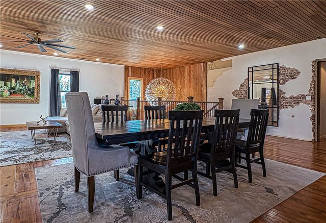 510 E Madison Avenue, Berryville, AR 72616