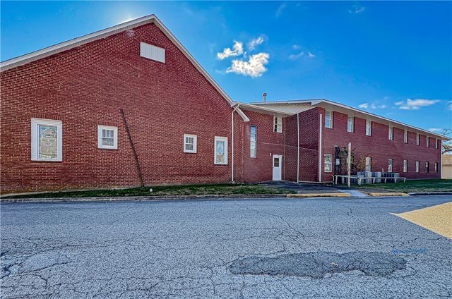 510 E Madison Avenue, Berryville, AR 72616