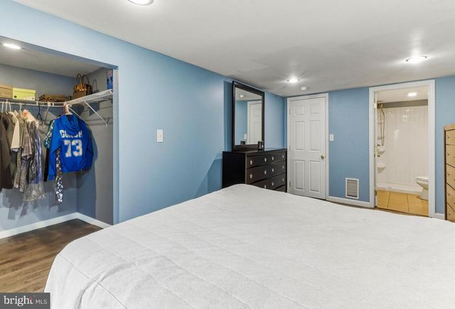 712 W WOOD AVE, Somerdale, NJ 08083