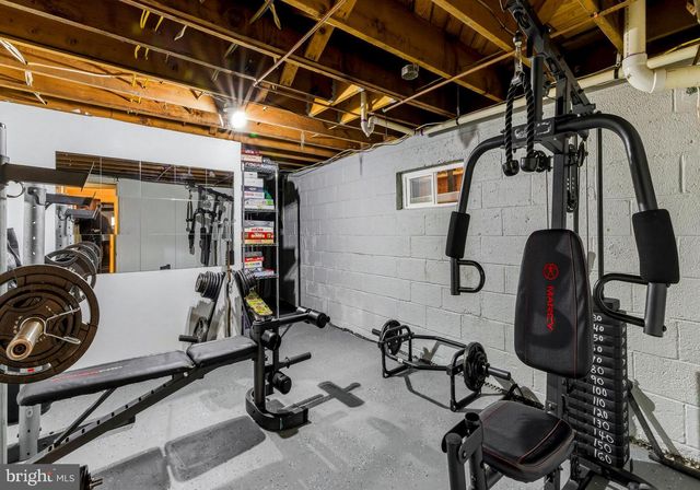 712 W WOOD AVE, Somerdale, NJ 08083