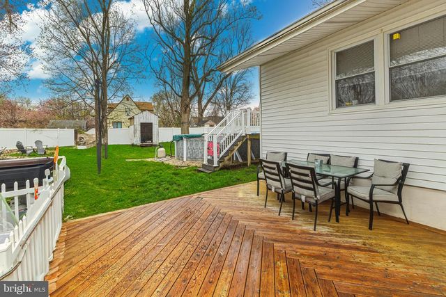 712 W WOOD AVE, Somerdale, NJ 08083