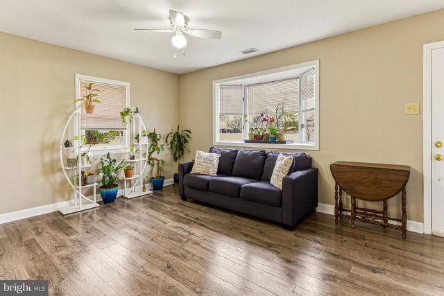 712 W WOOD AVE, Somerdale, NJ 08083