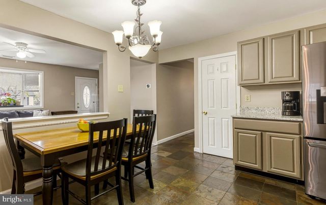 712 W WOOD AVE, Somerdale, NJ 08083