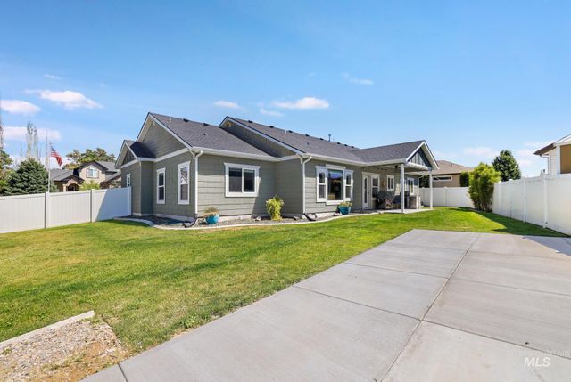 1210 Cole St, Kimberly, ID 83341