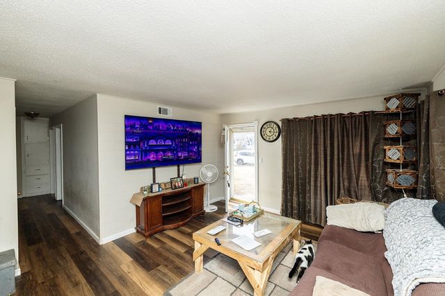 1620 W 34th, Wichita, KS 67217