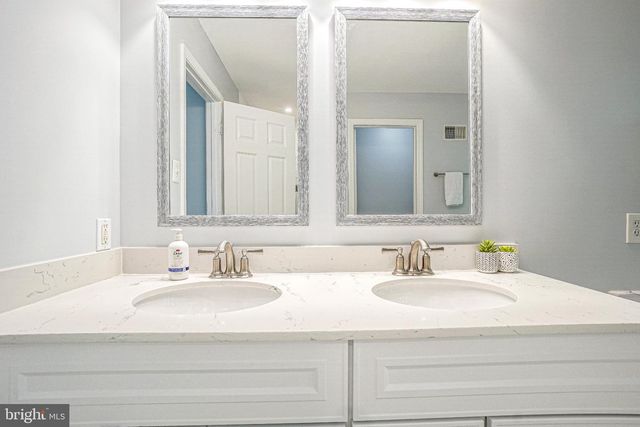 6217 LILAC BUSH LN, Clarksville, MD 21029