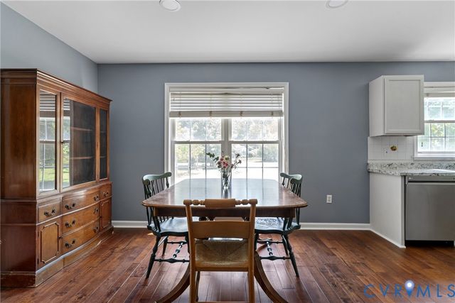17143 Whitehouse Farm Dr, Beaverdam, VA 23015