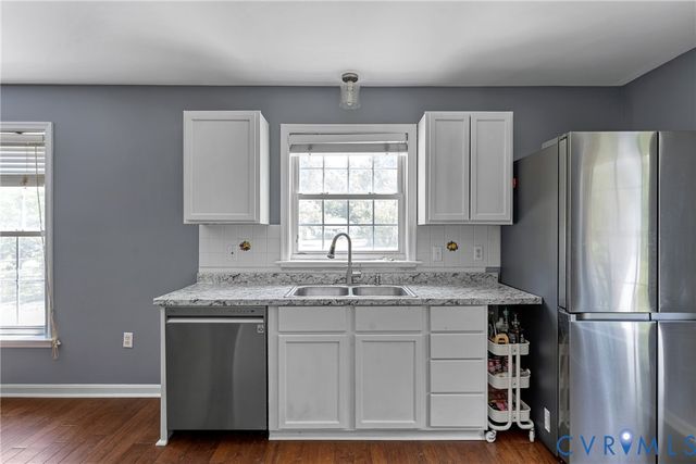 17143 Whitehouse Farm Dr, Beaverdam, VA 23015