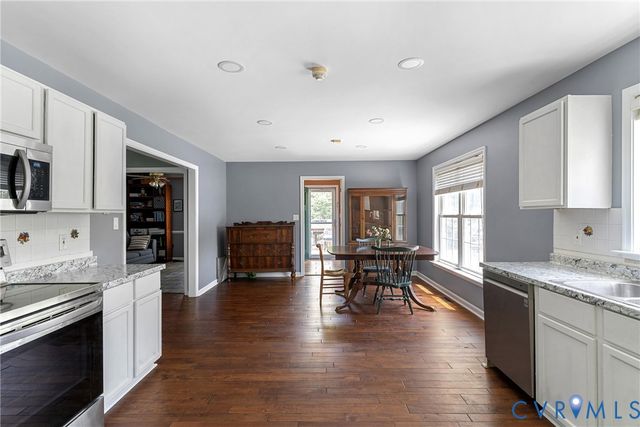 17143 Whitehouse Farm Dr, Beaverdam, VA 23015