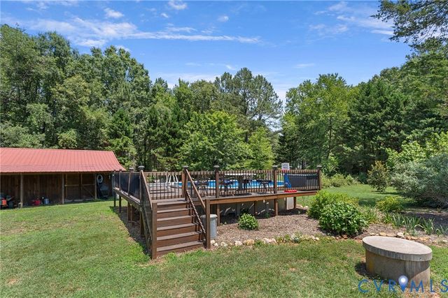 17143 Whitehouse Farm Dr, Beaverdam, VA 23015