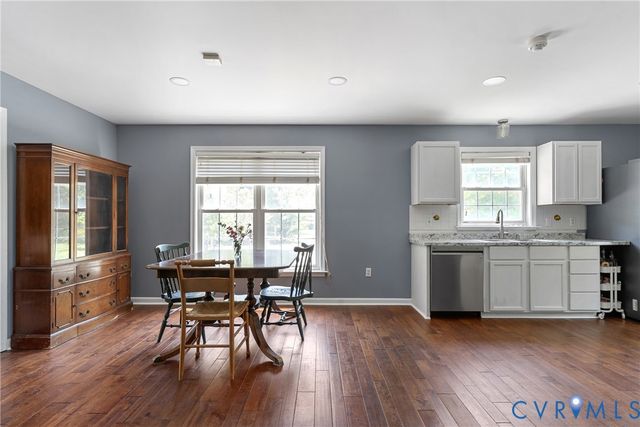 17143 Whitehouse Farm Dr, Beaverdam, VA 23015