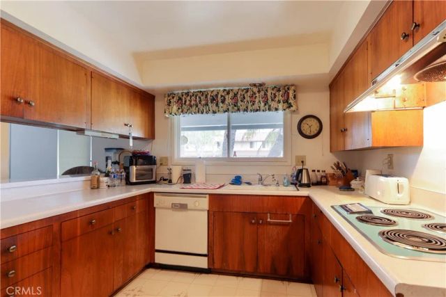 708 El Mirador Drive, Fullerton, CA 92835