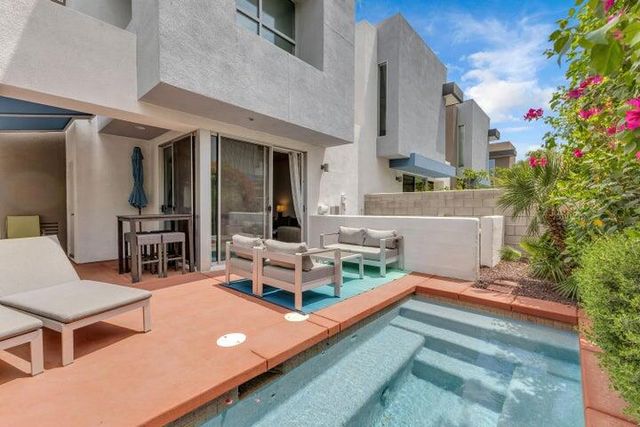 3563 Penny Lane, Palm Springs, CA 92262