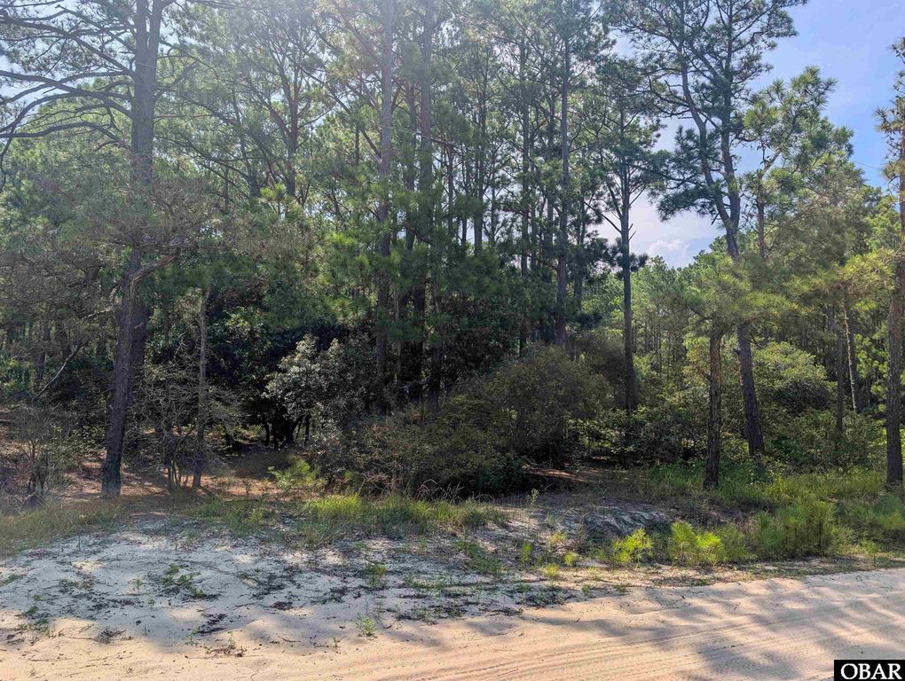 Image 3 of property listing at 2364 Swan Island Road Lot 6, Corolla, NC 27927