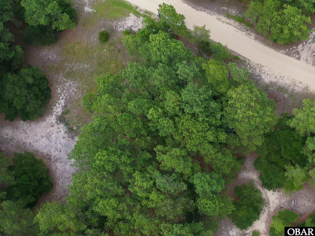 Image 7 of property listing at 2364 Swan Island Road Lot 6, Corolla, NC 27927