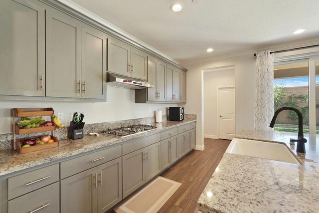 1741 Larkspur Ln, Lodi, CA 95242