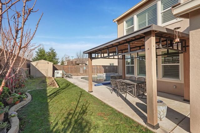 1741 Larkspur Ln, Lodi, CA 95242