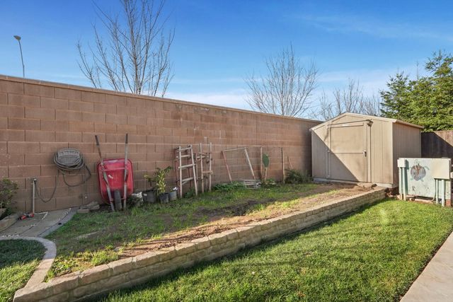 1741 Larkspur Ln, Lodi, CA 95242