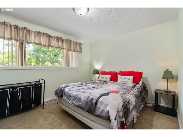 5234 Se ALDERWAY Ave, Milwaukie, OR 97267