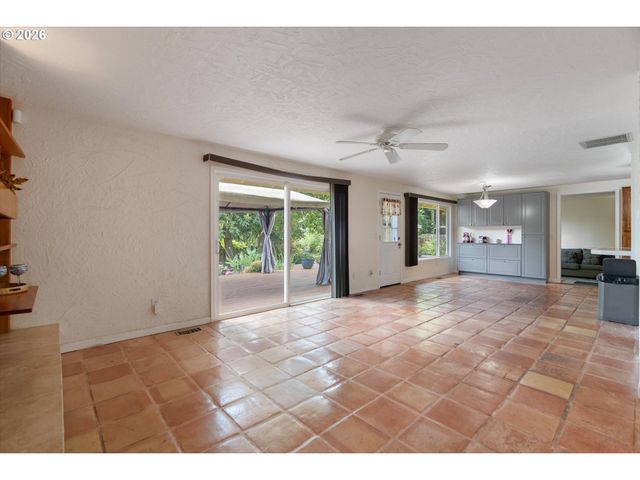 5234 Se ALDERWAY Ave, Milwaukie, OR 97267