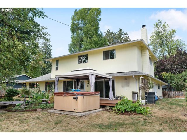 5234 Se ALDERWAY Ave, Milwaukie, OR 97267