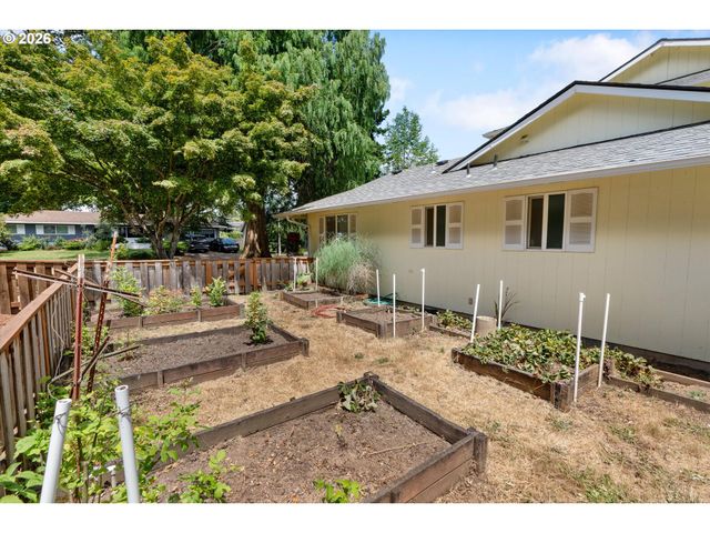 5234 Se ALDERWAY Ave, Milwaukie, OR 97267