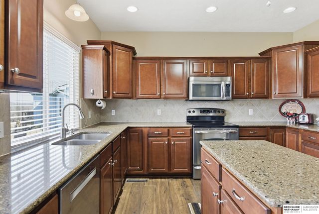 13702 Leona Lane, Bellevue, NE 68123