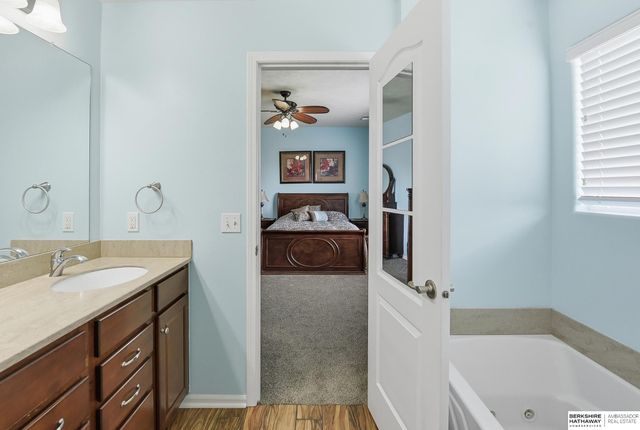 13702 Leona Lane, Bellevue, NE 68123