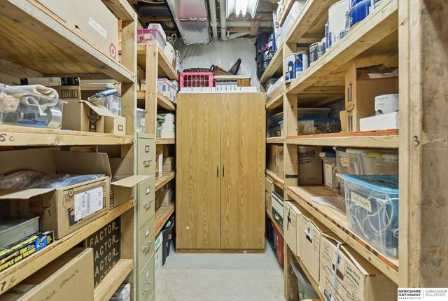 13702 Leona Lane, Bellevue, NE 68123