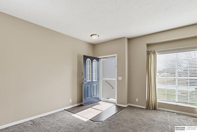 13702 Leona Lane, Bellevue, NE 68123