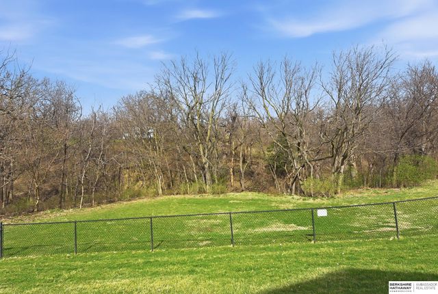 13702 Leona Lane, Bellevue, NE 68123